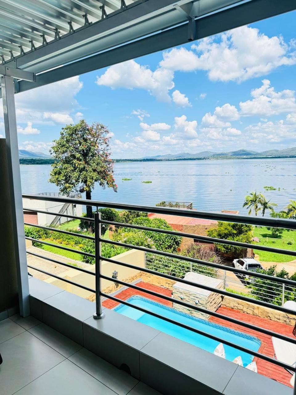 The Holiday House Harties Hartbeespoort Exterior foto